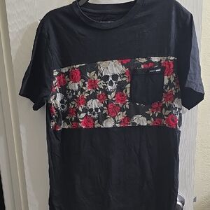 Westy Black Short-Sleeve Tee with Red Rose & Skull Size M